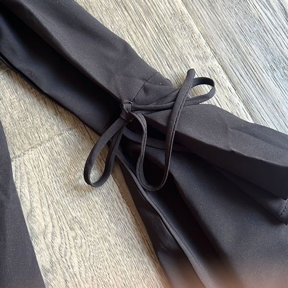 🔥LULUS🔥 | Black long puff sleeve mini dress - Picture 6 of 12